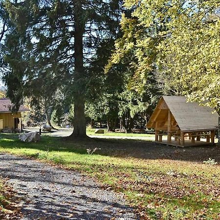 Le Petit Loup, Appartement Neuf Avec Jardin Gerbépal Exterior foto